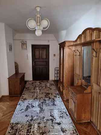 Оренда 3-кімнатної квартири ЦЕНТР ізольовані кімнати 100м кв Львов