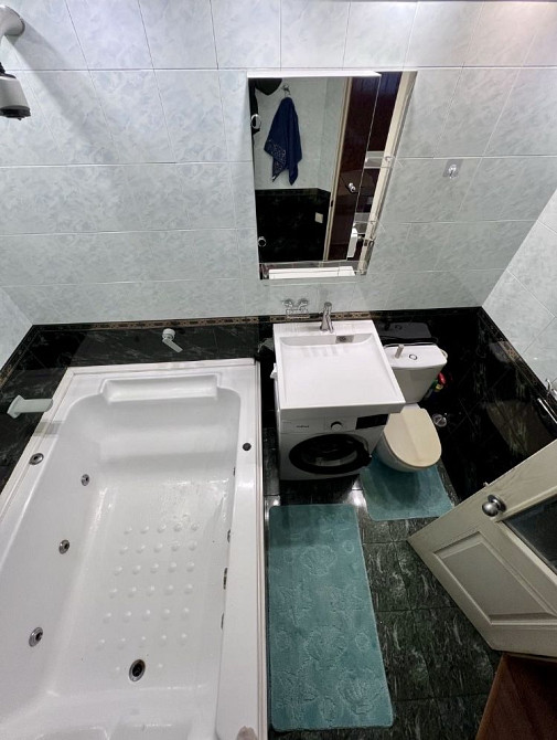 Сдам 2 ком квартиру современный ремонт. Б. Хмельницкого 32. Титова Дніпро - зображення 5