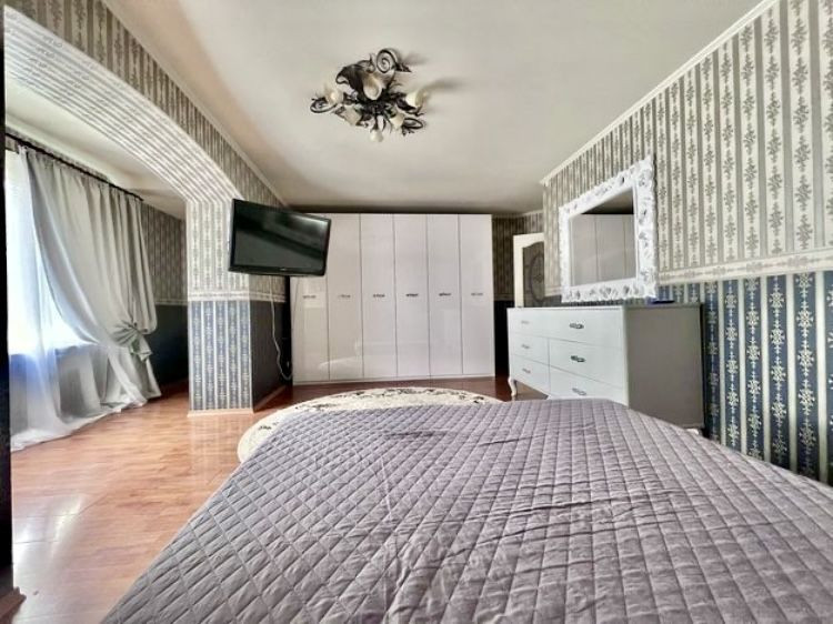 Сдам 2 ком квартиру современный ремонт. Б. Хмельницкого 32. Титова Дніпро - зображення 3