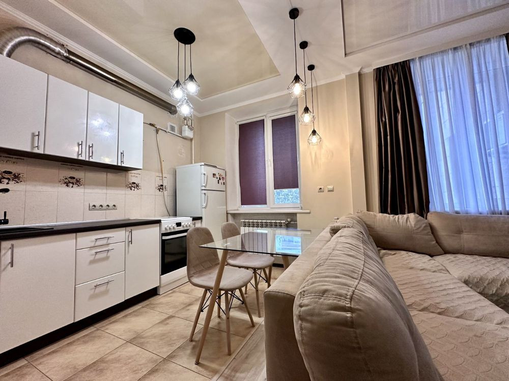 Продаю 3 кімнатну квартиру з ремонтом Миколаїв - зображення 1