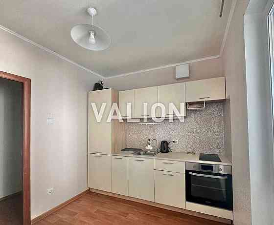 Продам 3-х кімнатну квартиру, вул.Ю.Здановської 85а, м. Іподром 14 хв. Киев