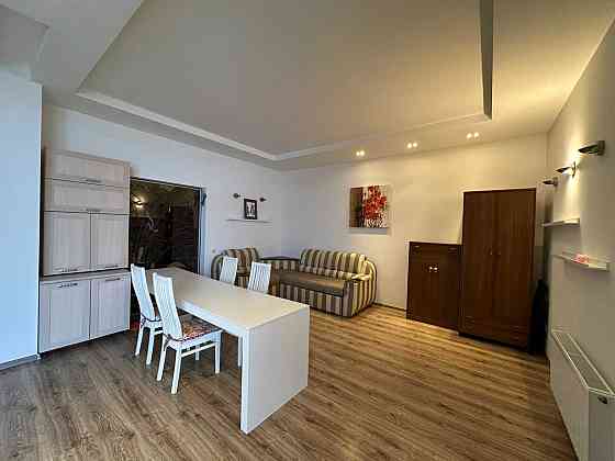 Оренда великої квартири в новобудові клубного типу по вул. Мучній Львов