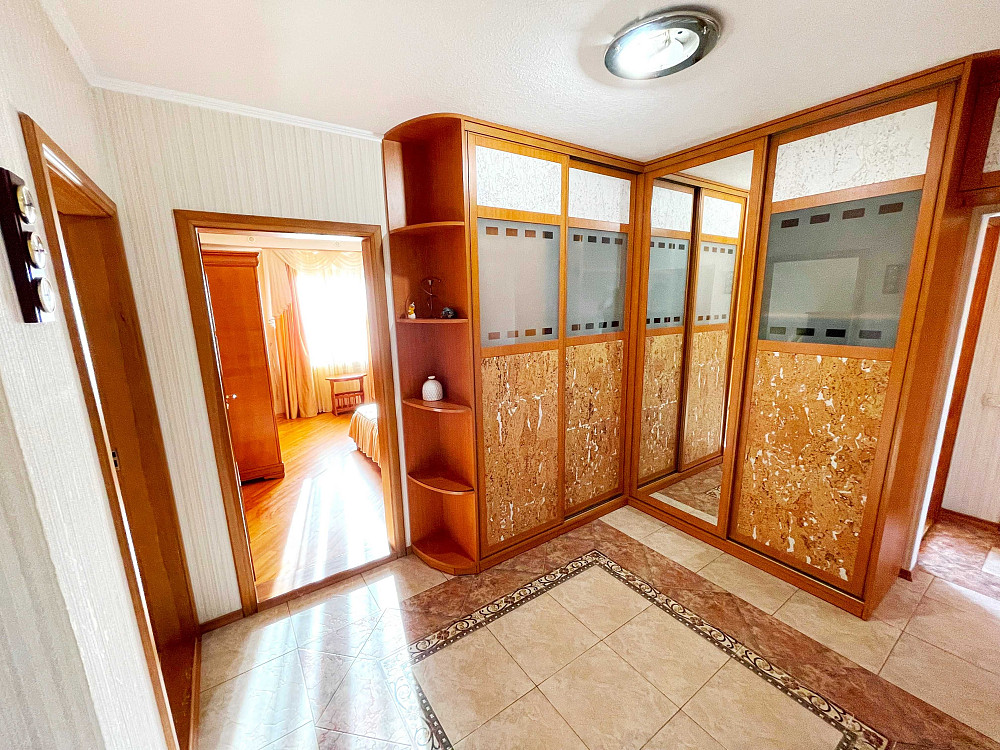 Сдам 3-к.кв. Возле метро Оболонь и ТРЦ Дрим Таун/ ул.Иорданская 11Д Киев - изображение 4