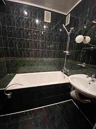 Здається в оренду 2-кім вул. Бандери ( район 8-9 шк) 