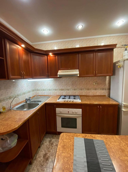 Здається в оренду 2-кім вул. Бандери ( район 8-9 шк)  - изображение 1