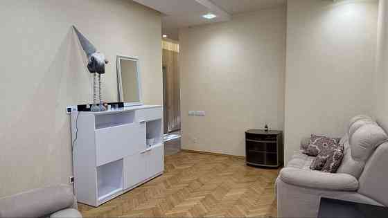 Оренда двокімната квартира центр Левицького-Пекарська Львов