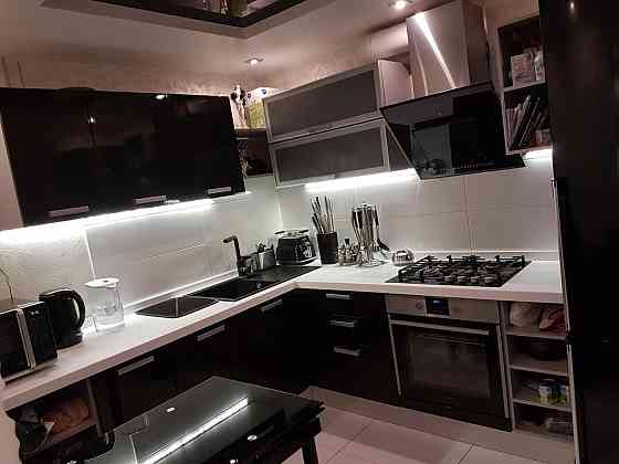 Продам 2х кімнатну квартиру з ремонтом вул.Яскрава Дніпро