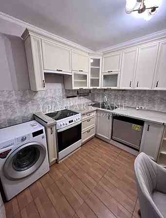 Продаж 1-кім. вул. Райдужна,20 Євроремонт Меблі На 7 поверху Киев