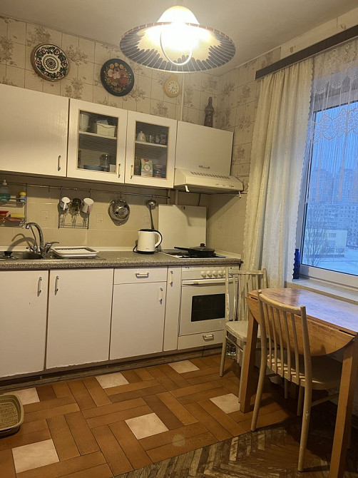 Продам 2-х кімн.кв.вул.Приозерна,10г.метро Оболонь Киев - изображение 1