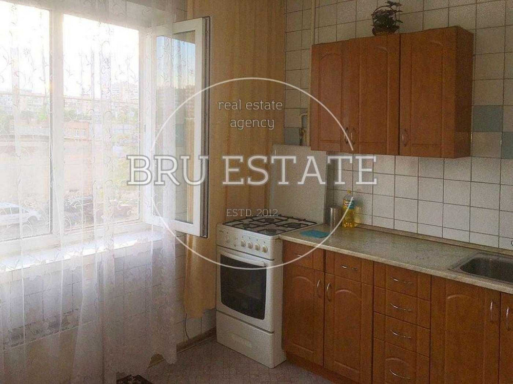 Продаж 3-кімнатної квартири Оболонь Приозерна 12А біля озера Киев - изображение 3