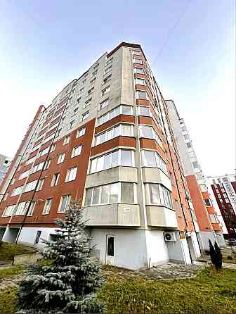 Терміновий Продаж 3 кімнатна квартира Івано-Франківськ Частково ремонт Ивано-Франковск