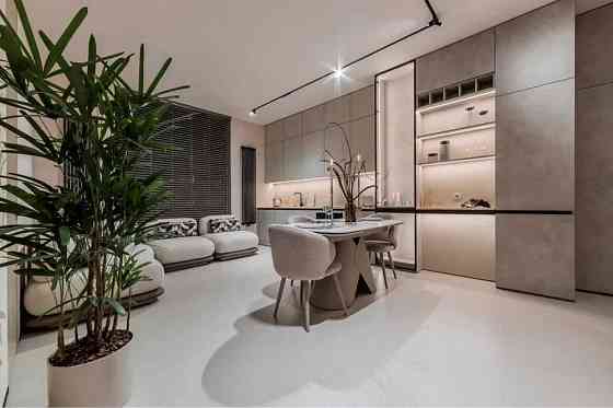 Продаж дизайнерськоі квартири Новопечерські Липки 2-к Киев