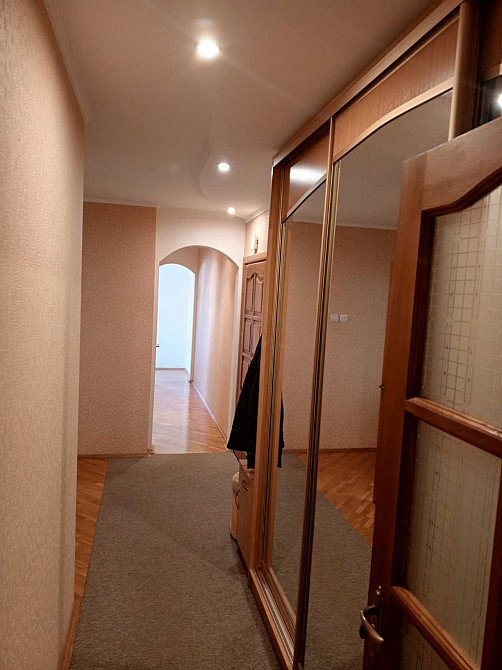 ~Продається простора 3-х кімнатна квартира в чудовій локації Ровно - изображение 2