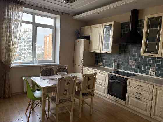 Двокімнатна квартира Тютюнника 16 Киев