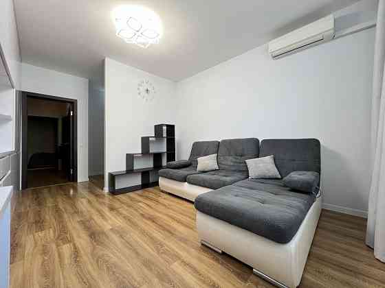 М. Деміївська, Саперно-Слобідська, 24, євродвокімнатна квартира Киев