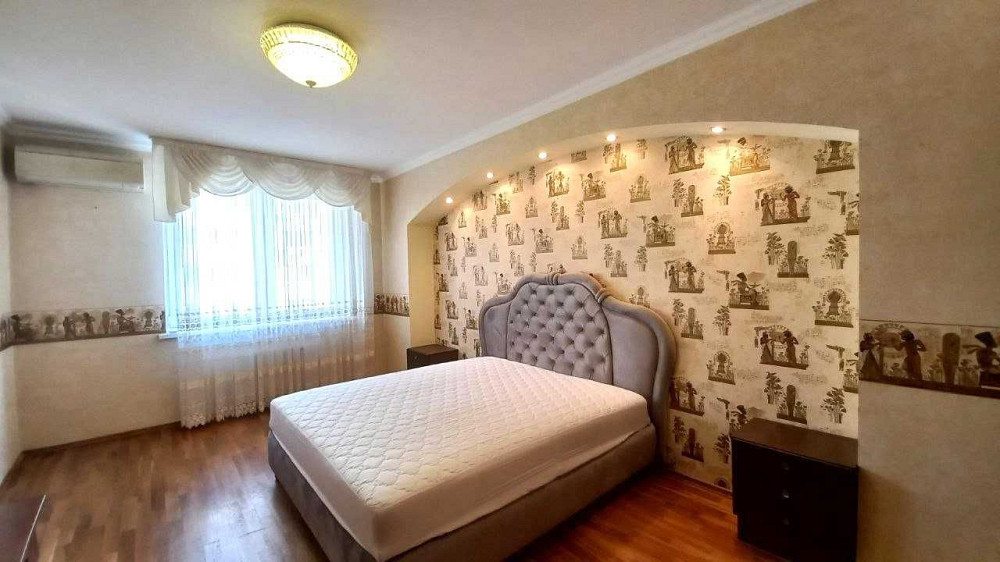 Оренда 3к квартира Метро Лівобережна - 3 хв. Вул. Раїси Окіпної 4 Киев - изображение 1