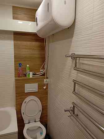 Сдам 2 ком квартиру на набережной Запоріжжя