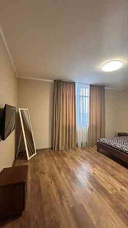 3кімн.кв.80м2, вул. Любомира Гузара,46-В Киев