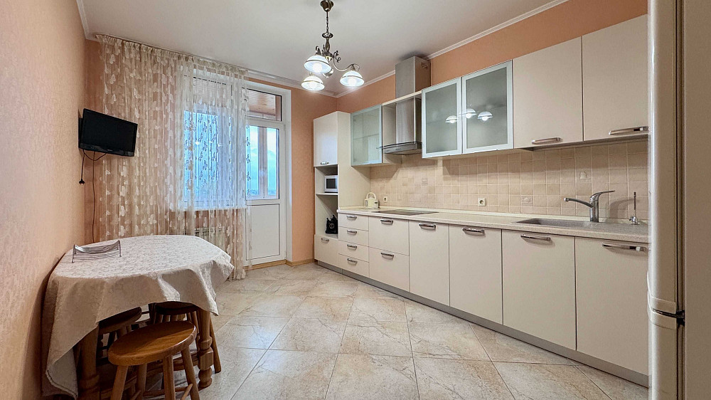 1к. с ремонтом прямо возле метро Осокорки! ул. Чавдар, 1. Без комиссии Киев - изображение 1