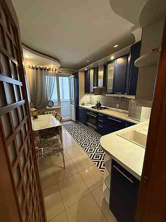 Сдам або продам свою квартиру на Дзержинці ! 3 кімнати все включено Кривий Ріг