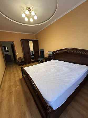 Оренда евро 2-кімн квартири в  ЖК Botanic Towers (ст. М «Університет») Киев