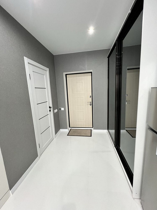 Однокімнатна смарт-квартира біля метро Вирлиця Киев - изображение 4