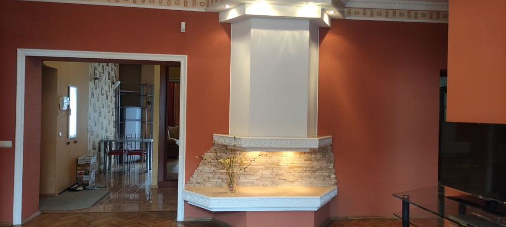 Оренда 4-х кімнатної квартири в ближньому центрі Львів - зображення 1