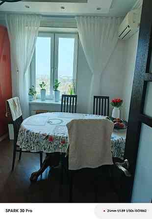 Продам квартиру на Парковой, красный кирпич, газ Одеса