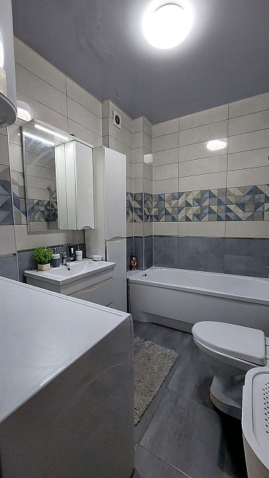 ТЕРМІНОВО Двокімнатна з ремонтом! Податки 2% Ірпінь - зображення 3