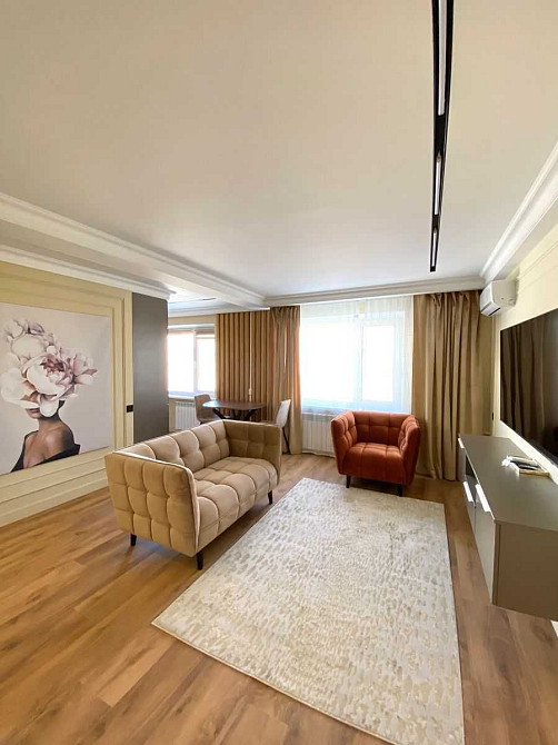 Жилянська 45, Університет Олімпійська Героїв України, центр Киев - изображение 1