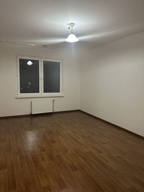 Квартира без меблів , дві кімнати , Моторний пров. 11Б Киев - изображение 1