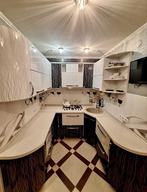 Здам 1 кімнатну З РЕМОНТОМ! ЕНТУЗІАСТІВ (р-н кінцевої 5рки), ВІЛЬНА! Черновцы - изображение 1