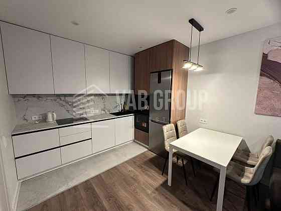 Оренда 2-к квартири в ЖК Севен,метро Осокорки Киев