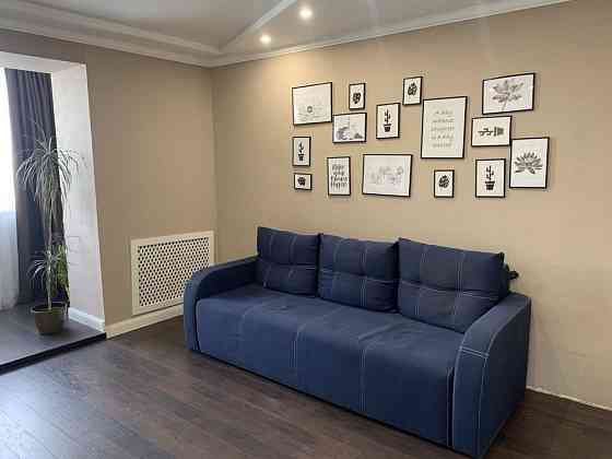 Трикімнатна квартира центр Днепр