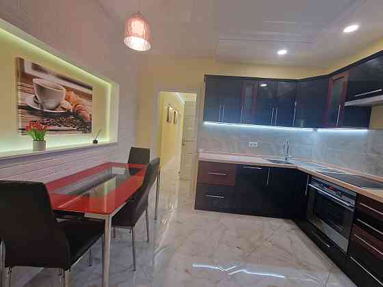 ВІД ВЛАСНИКА, двухкімнатна квартира. Харківське шосе 152 Київ