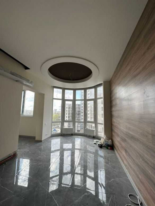 ПРОСТОРНАЯ 2х к квартира + кухня-гостиная ЖК АКВАМАРИН Большой Фонтан Одеса - зображення 2