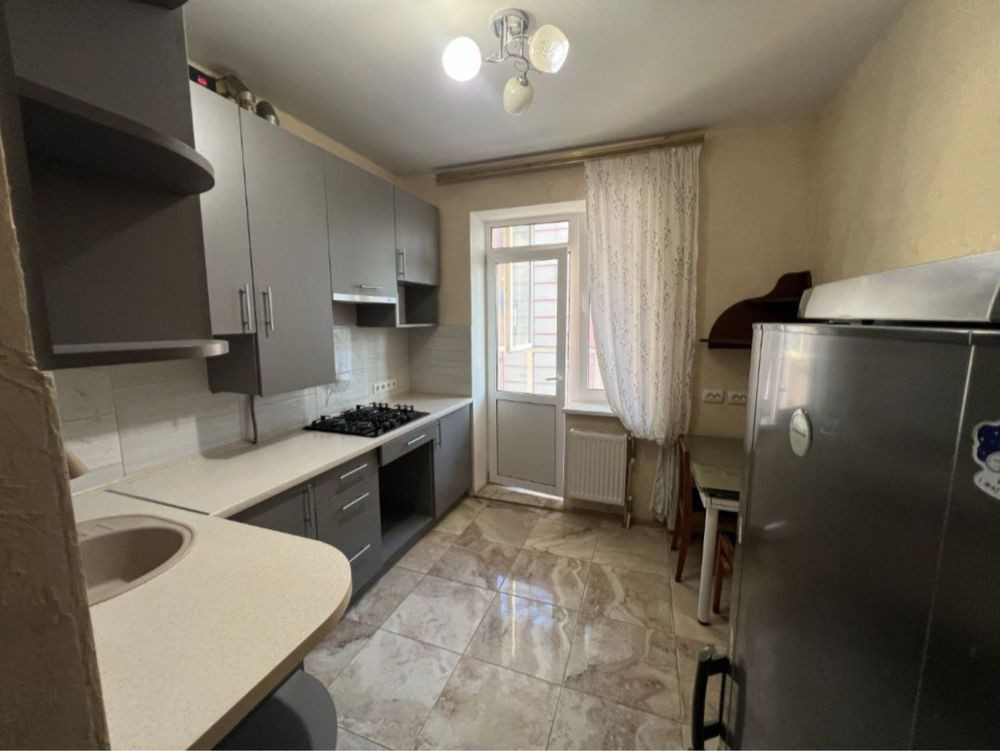 БЕЗ КОМІСІЇ, квартира з РЕМОНТОМ в центрі, заходь і живи Ірпінь - зображення 1