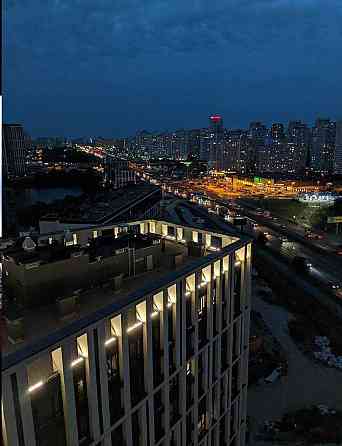 Простора  3- кімнатна квартира з видом на Дніпро! ЖК Славутич 2.0 Киев