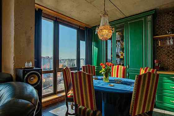 Ексклюзивна 2 кім.квартира з авторським ремонтом! Ивано-Франковск