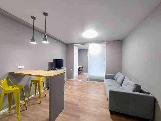 Продам З окремою спальною зоною ЖК Нова Англія/Новая Англия 8хв метро Киев