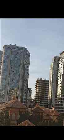 Сдаю в Аркадийском Дворце студию с видом на аквапарк и море. Одеса