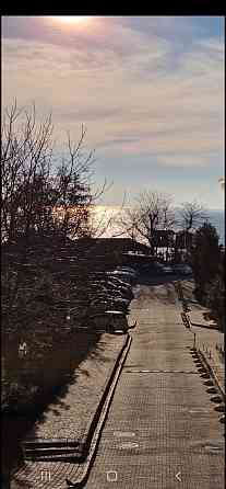 Сдаю в Аркадийском Дворце студию с видом на аквапарк и море. Одеса