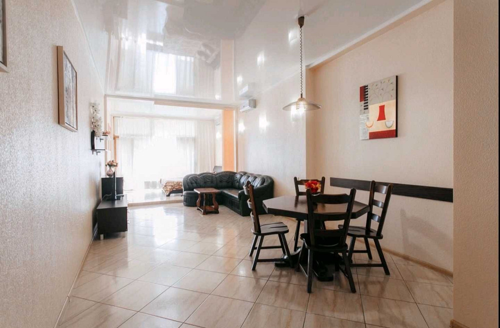 Сдаю в Аркадийском Дворце студию с видом на аквапарк и море. Одесса - изображение 2