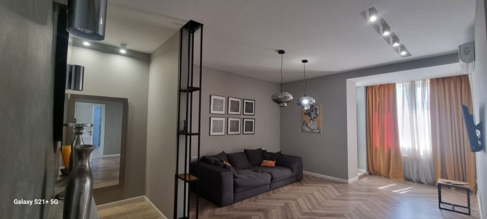 Новобуд . Сучасна квартира в Центрі міста . Район Сільпо . Херсон - изображение 3