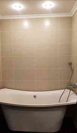 ЖК "Голосеево", ул. Голосеевская 13-Б. Рядом 2 станции метро 5 минут. Київ