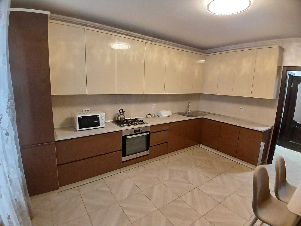 Оренда однокімнатної квартири великої площі Ивано-Франковск - изображение 1