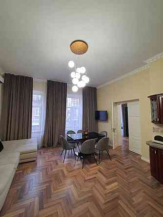 Продаж квартири вул. Наливайка (Оперний Театр) (Центр!) Львів