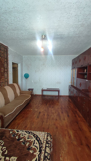 Продажа 2 комн  квартира  ТЦ,,Варус" (Рынок) Кам`янське (Запорізька обл.) - зображення 1