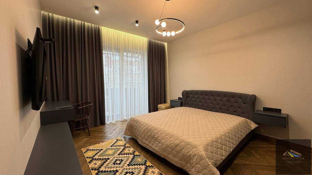 2-кімн. дизайнерська квартира в центрі Черновцы - изображение 3