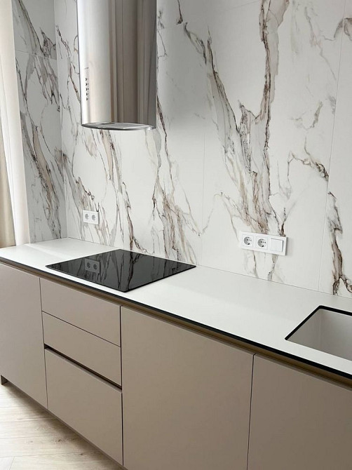 2к квартира з дизайнерським ремонтом! Центральний парк! Ірпінь - зображення 7